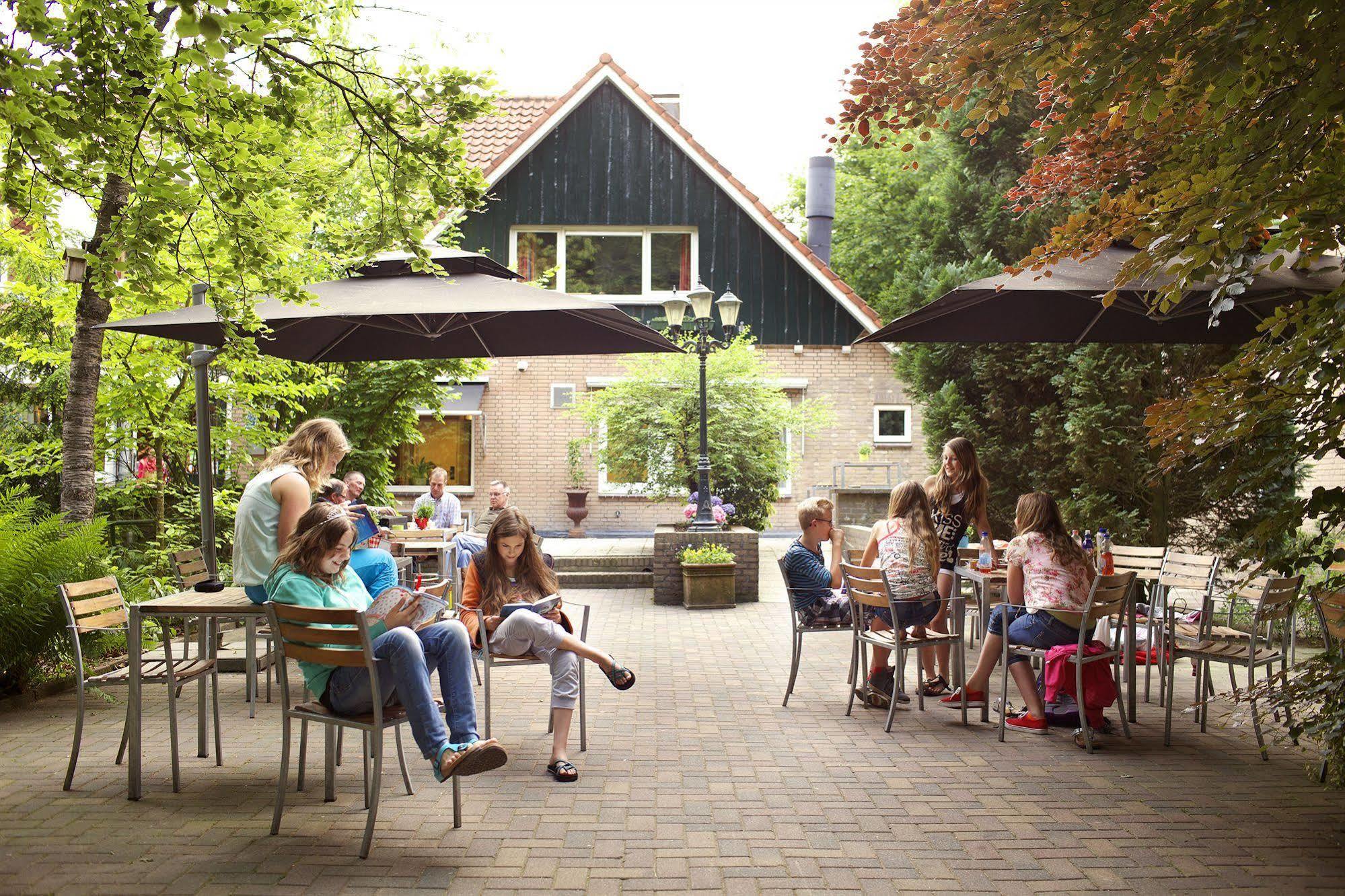 Stayokay Hostel Arnhem Eksteriør bilde